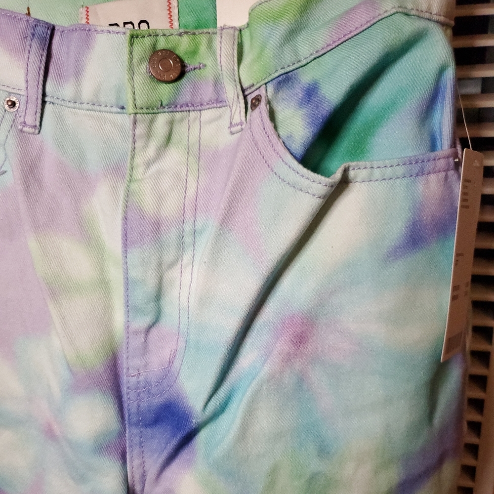 Urban Outfitters Flower Tie-Dye BDG Cowboy Jeans - Picture 6 of 7